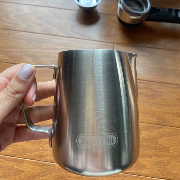 DeLonghi EC702 15 Bar Espresso & Cappuccino Machine, Stainless Steel - Picture 3 of 6